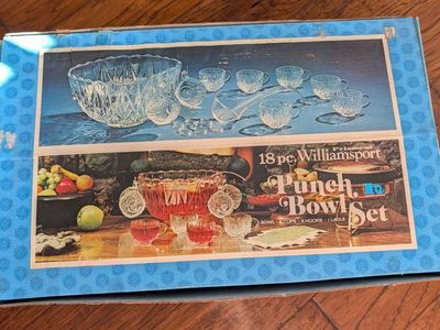 vintage Punch bowl set