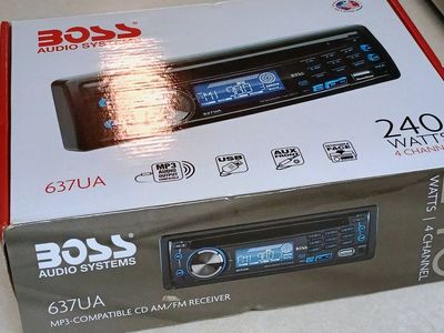 NIB Car Stereo Boss Audio