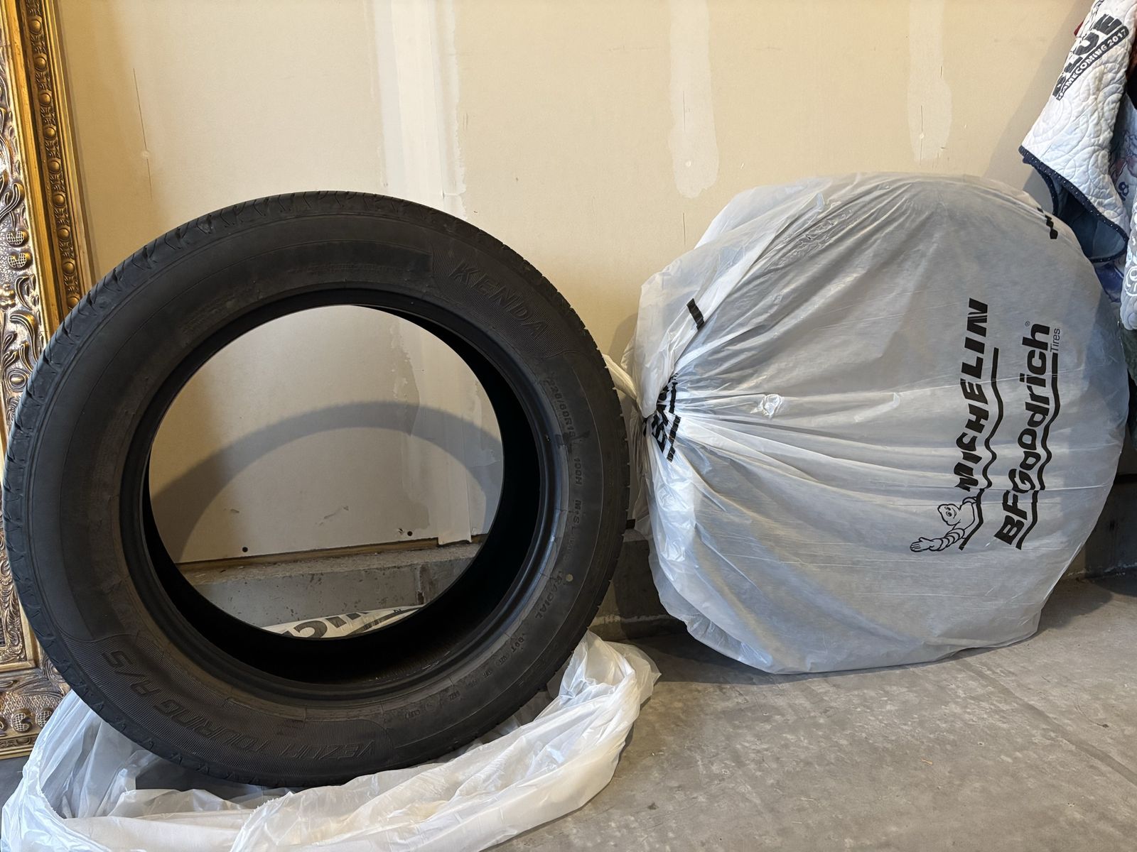 2 Kenda Vezda Touring All Season tires 225/60R18 100H