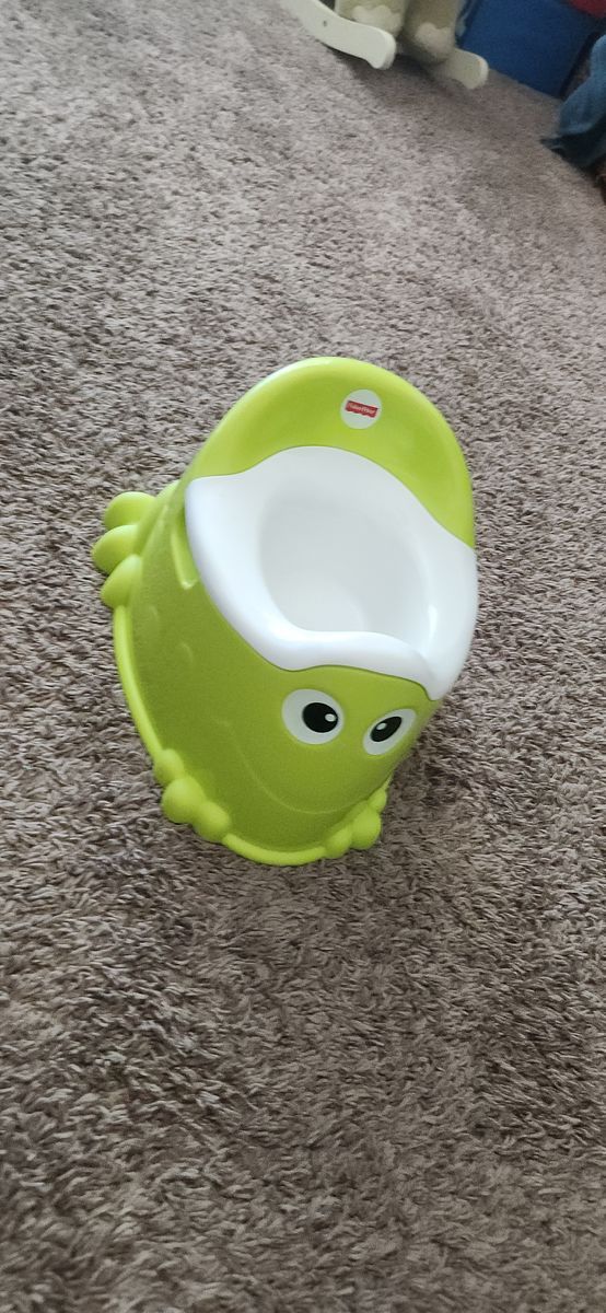 Frog potty train
