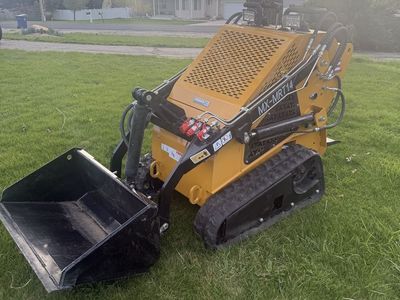 Mini Skid Steer FOR RENT $150 A Day