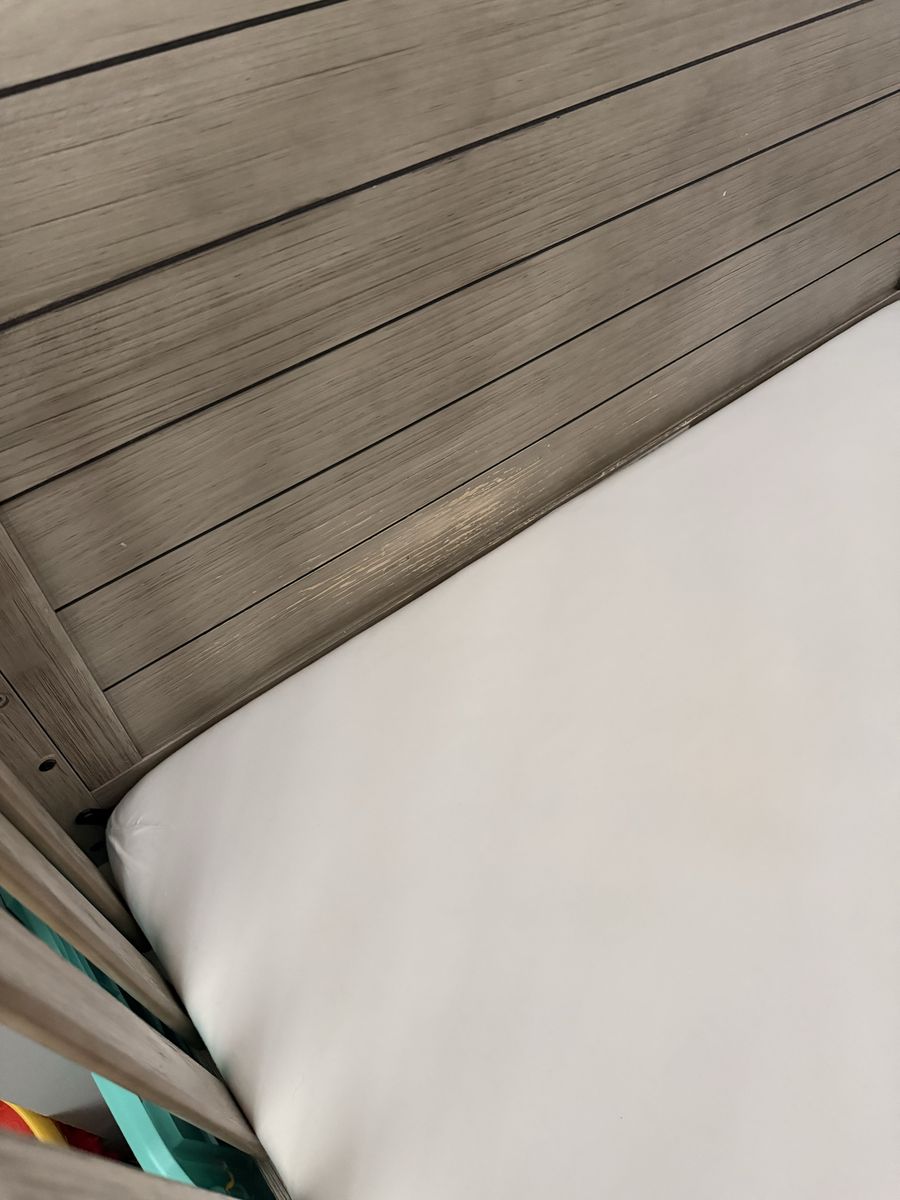 Main image 4
