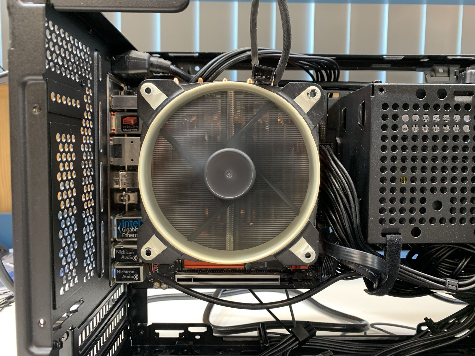 Main image 7