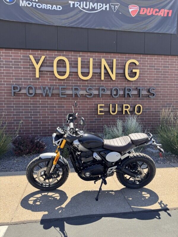 2025 Triumph Scrambler 400 X
