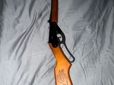 Daisy Red Ryder Pump-Action BB Rifle