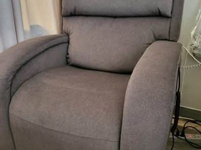 EZ Sleeper Power Lift Chair - Hazelnut