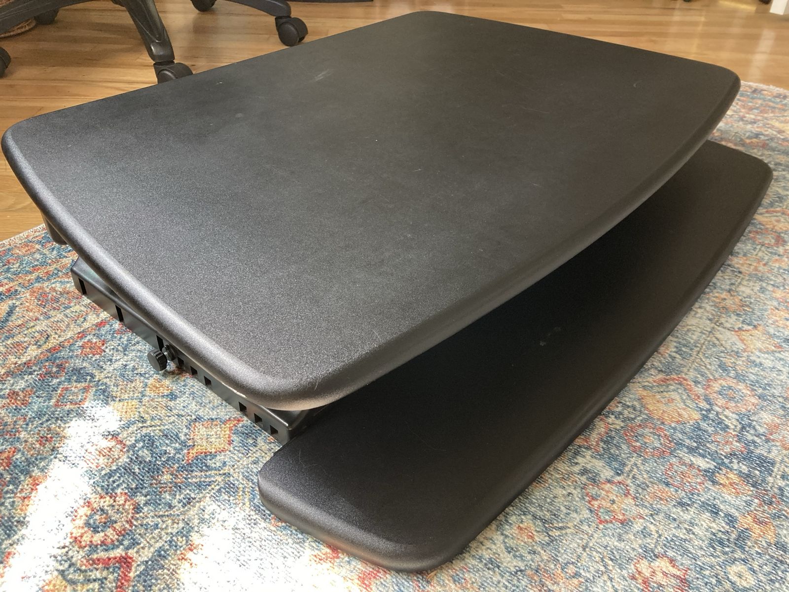 Varidesk standing desk converter