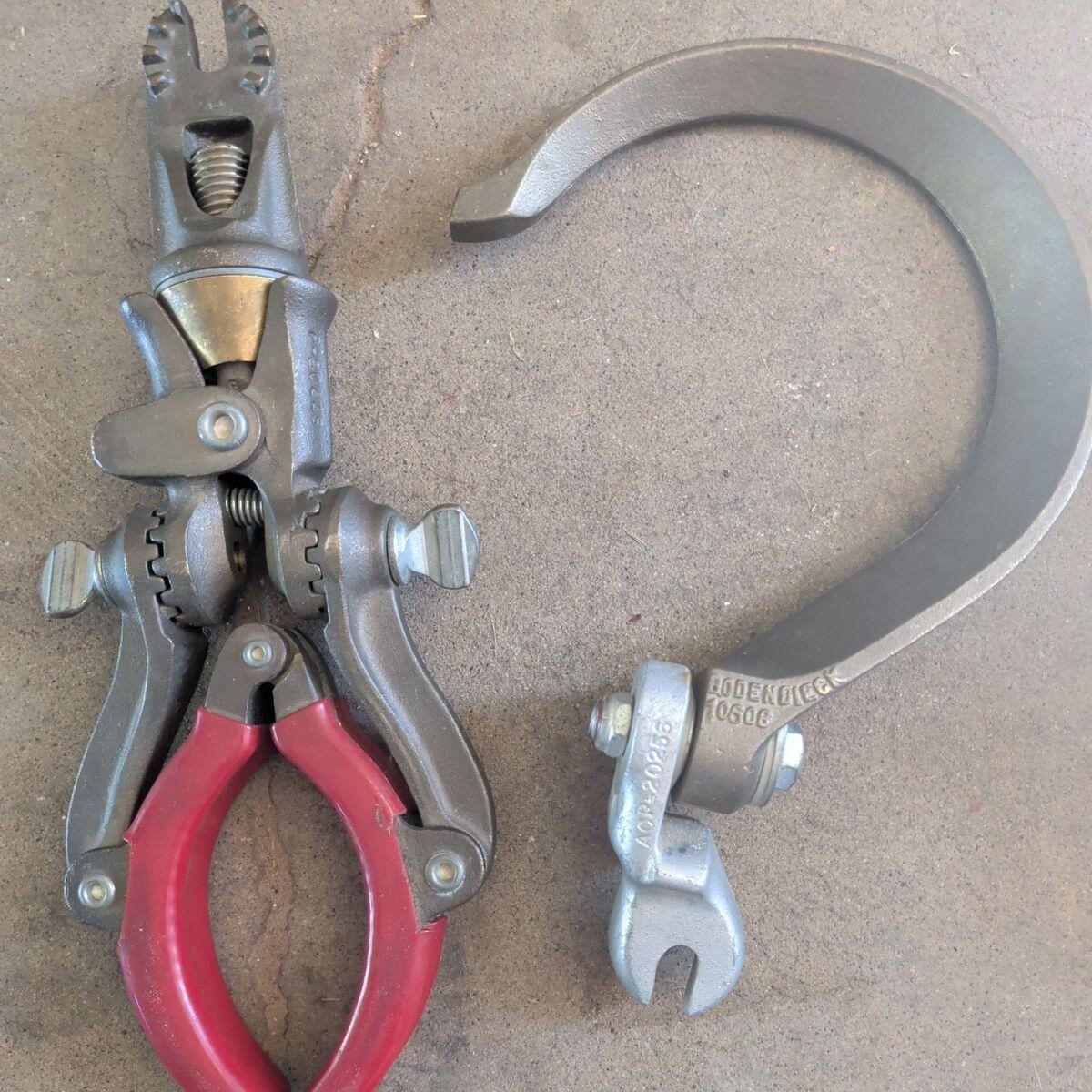 Hastings plier clamp