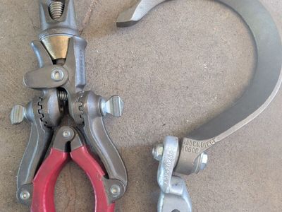 Hastings plier clamp