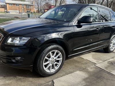 2012 AUDI Q5 2.0T quattro Premium