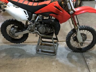 2005 cr85