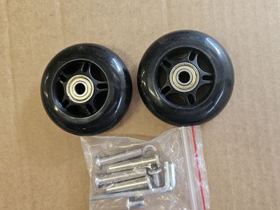 Computer or Skate (?) wheels