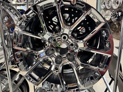 MODEL RS22 Chrome 22x9. Brand new set of 4 wheels.