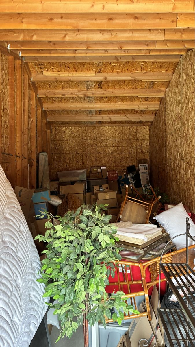 Storage Unit Contents - Furniture, Decor, Appliances, & More - Diverse Household Items - ESTATE SALE