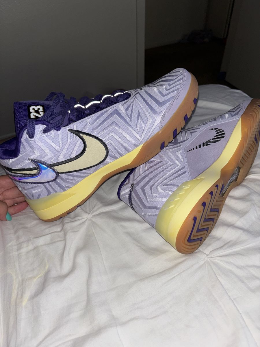 Men’s LeBron shoes