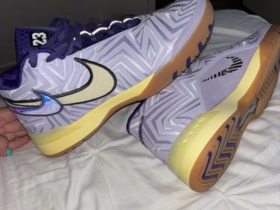 Men’s LeBron shoes
