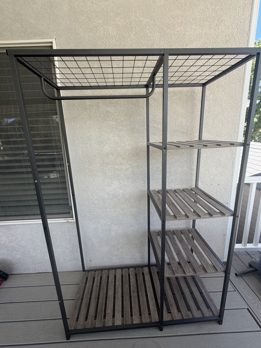 Better Homes & Gardens Farmhouse Gray Wood & Metal Clothes Rack