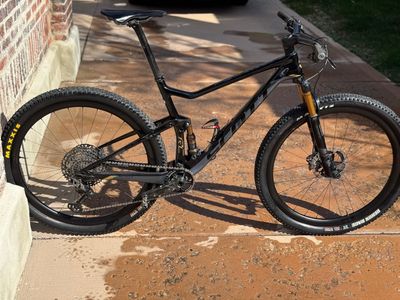 2019 Scott Spark RC 900 SL Mountain Bike Size Large Full Suspension