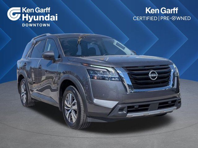 2024 Nissan Pathfinder SL