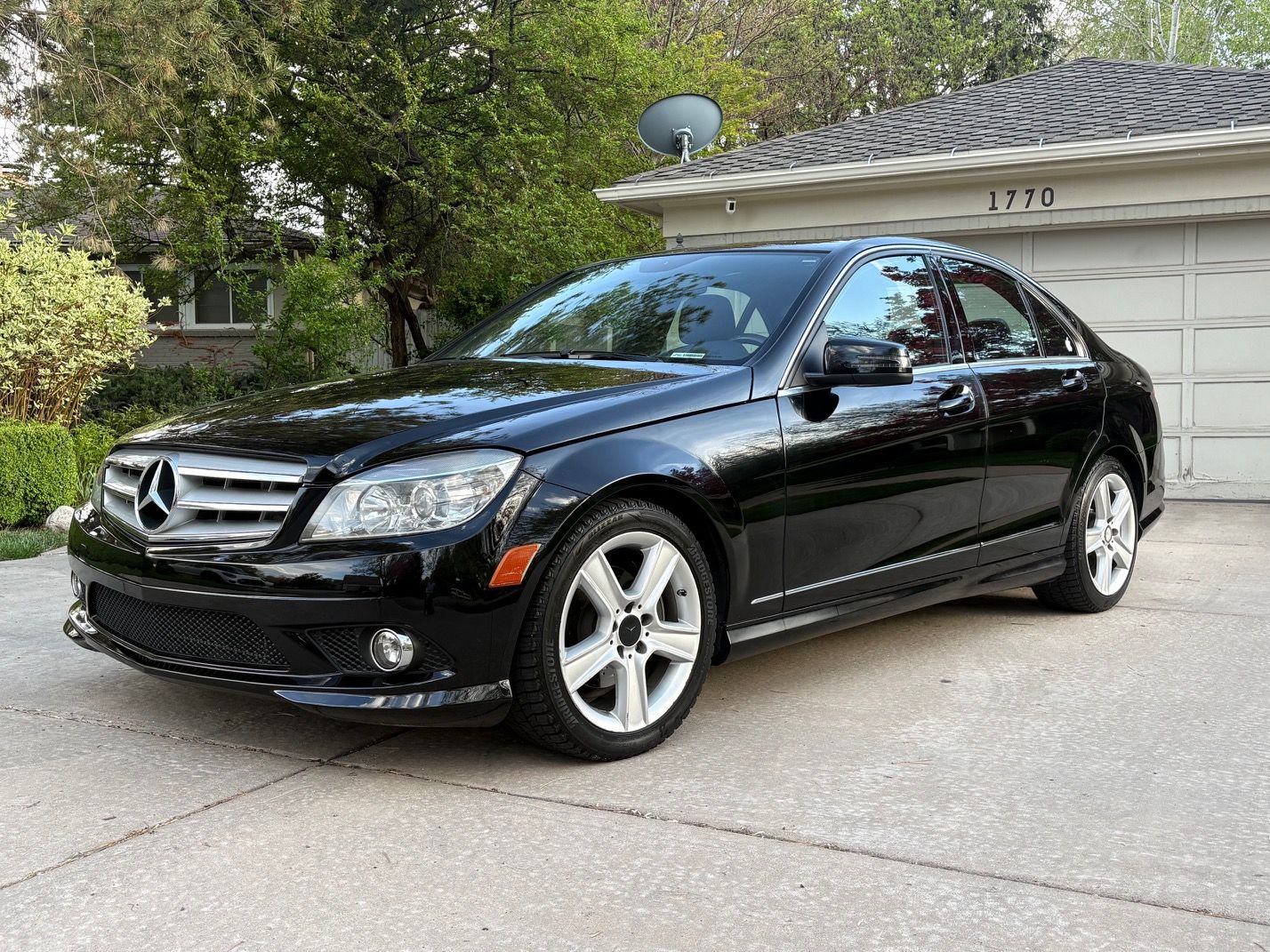 2010 Mercedes-Benz C-Class C 300 Sport