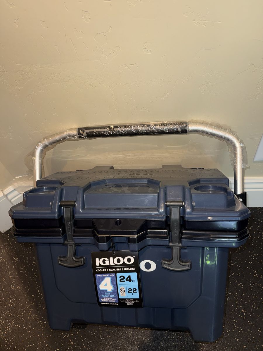 NEW Igloo IMX 24 Qt cooler
