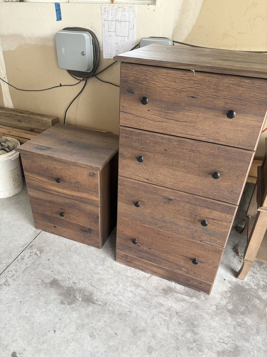 Like New Dresser and Night Stand