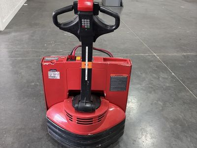 Raymond Electric Pallet Jack Industrial Warehouse Lift Truck