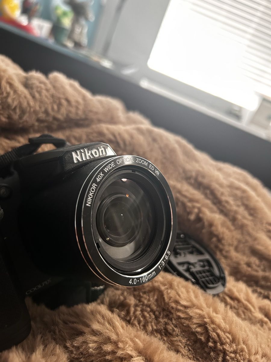 Nikon Coolpix B500