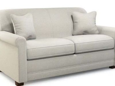 La-Z-Boy Amanda Love Seat