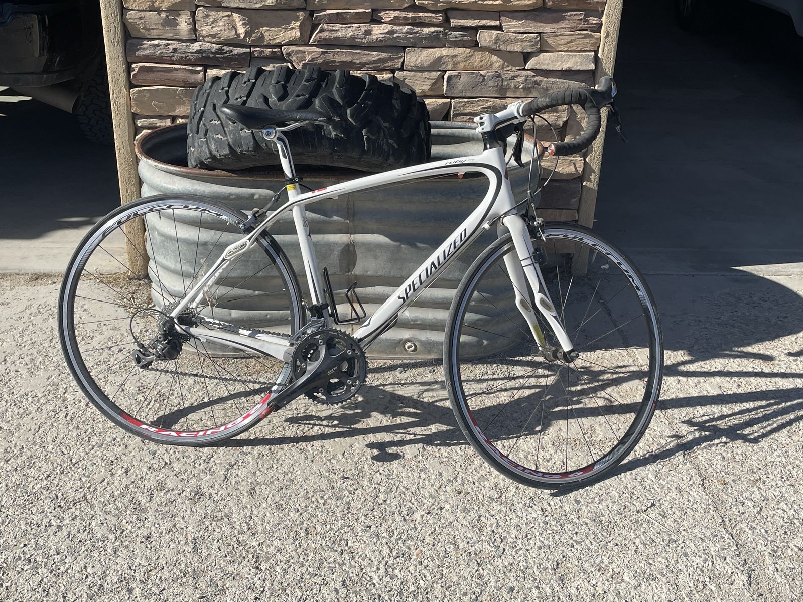 Specialized Ruby Elite Road Bike - White, Fulcrum Racing Wheels, Women's, Great Condition