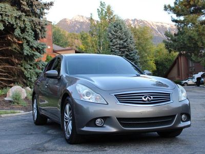 2012 Infiniti G37 x
