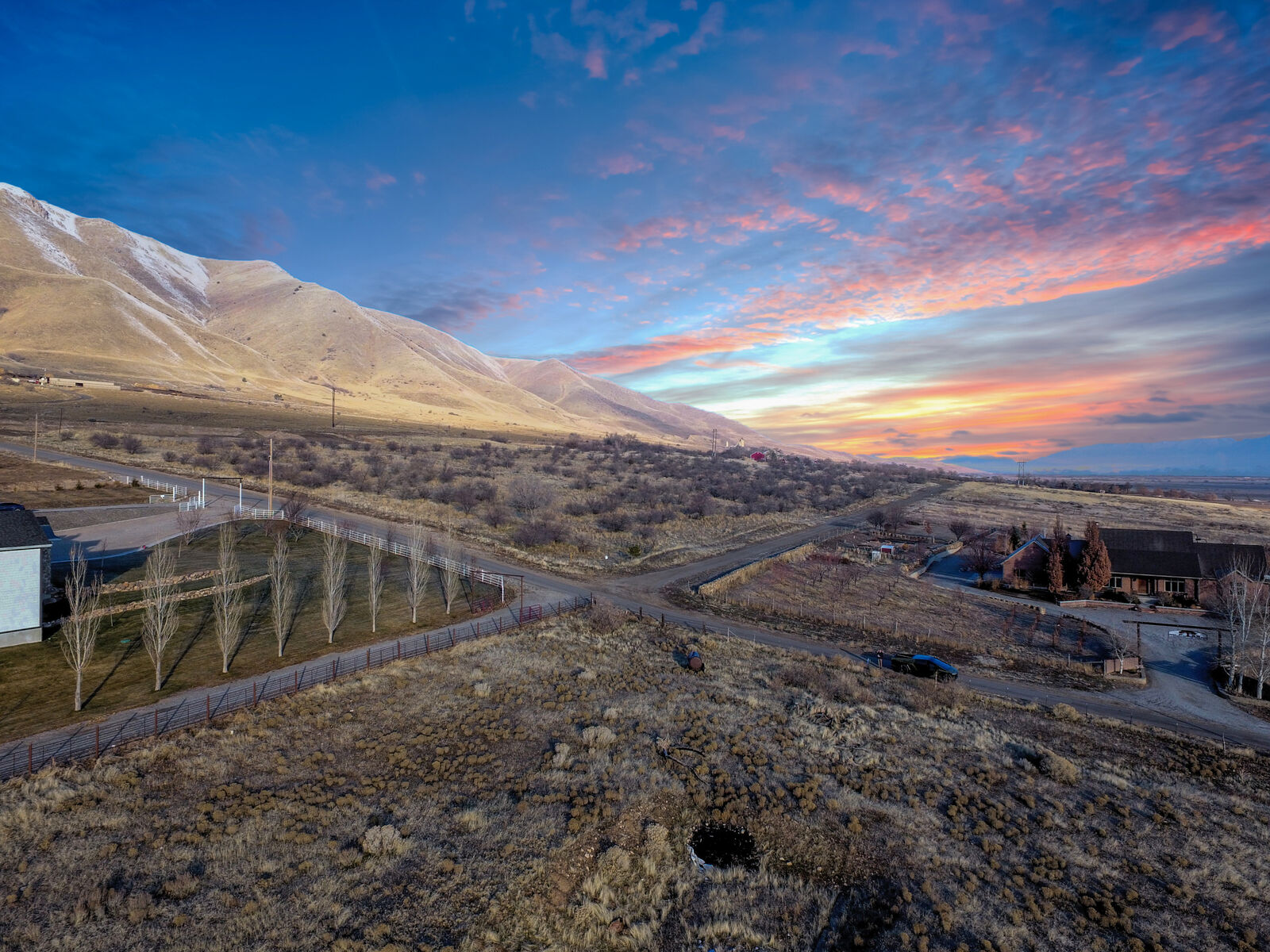 Breathtaking 28+ Acres Waiting For You.