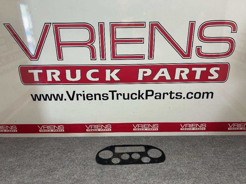 S64-6239 PANEL-CLUSTER,320 IP GAUG