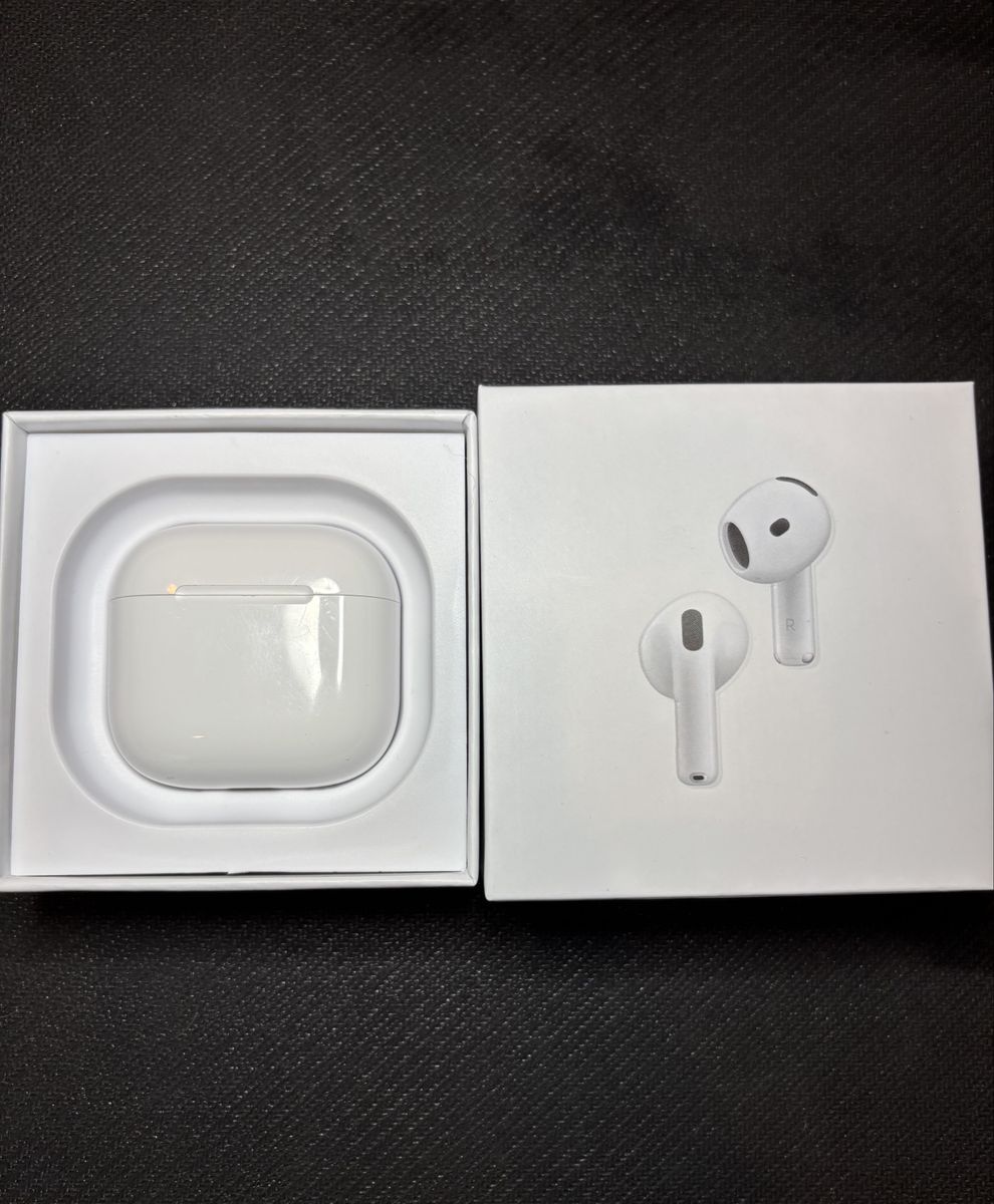 Wireless Bluetooth iOS earbuds