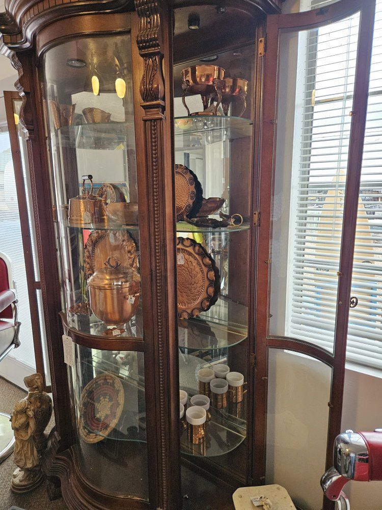 Main image 6