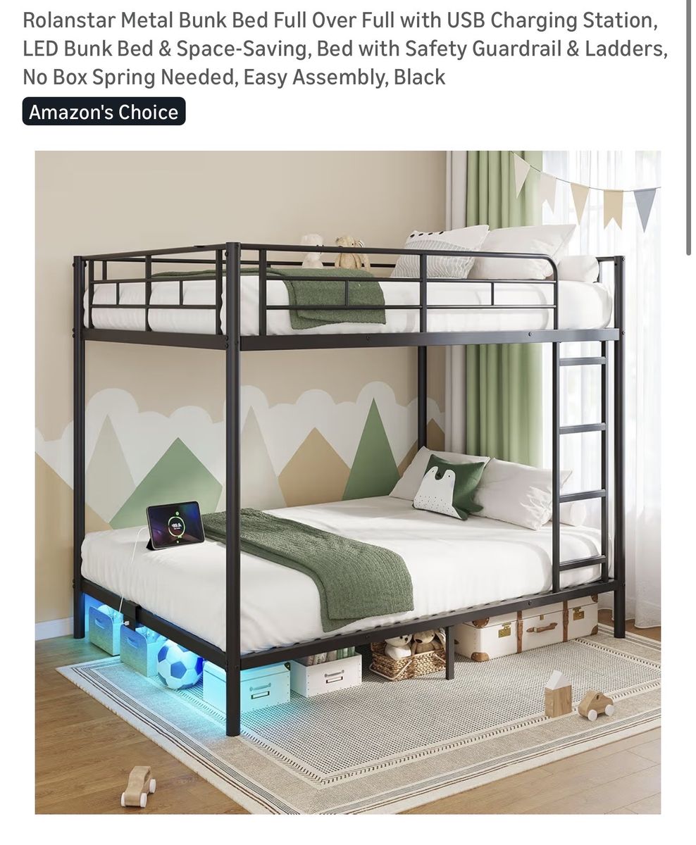 Black metal Full bunk bed w/ mattresses and toppers