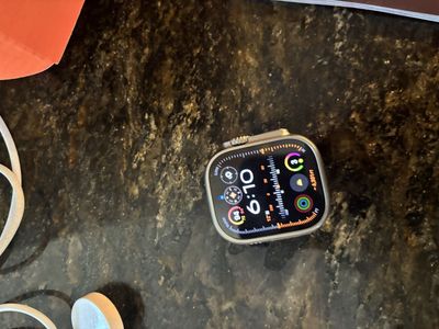 Apple Watch Ultra 49mm Titanium Case GPS + Cellular, Sapphire Crystal