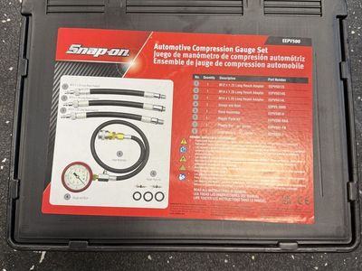 Snap-On compression gauge/test set