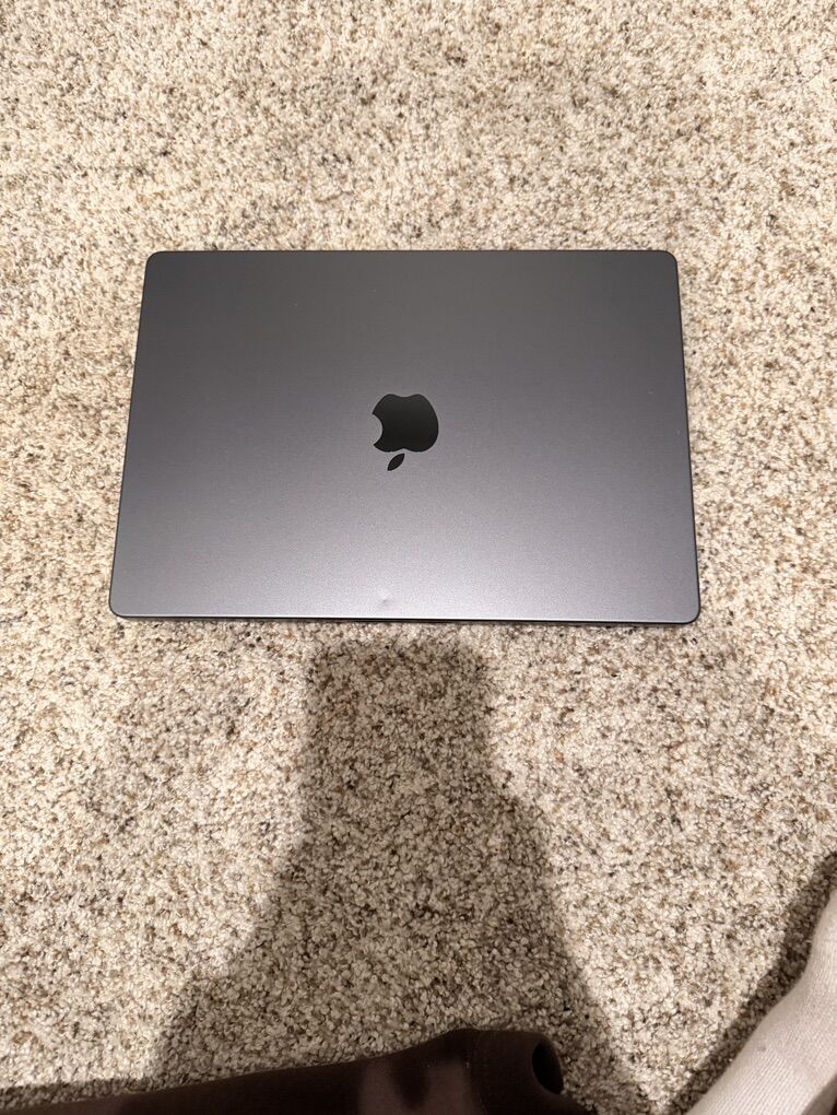 Macbook Pro M3 Pro