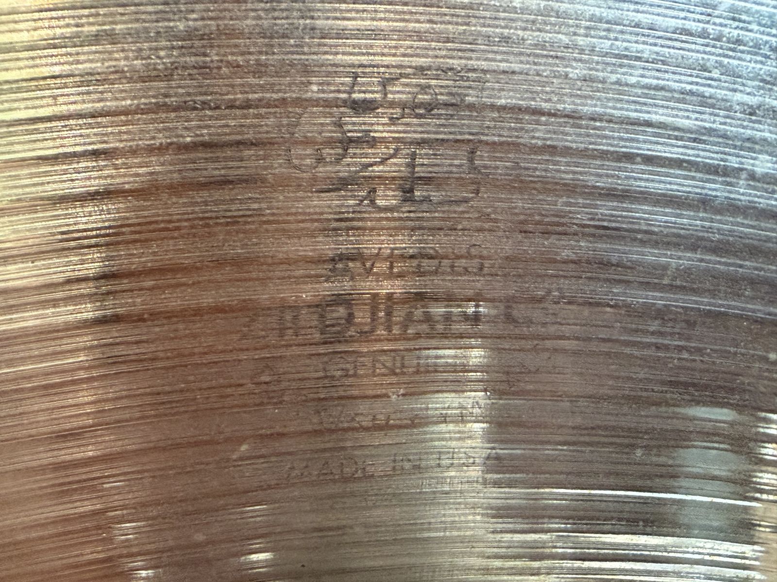 Main image 4