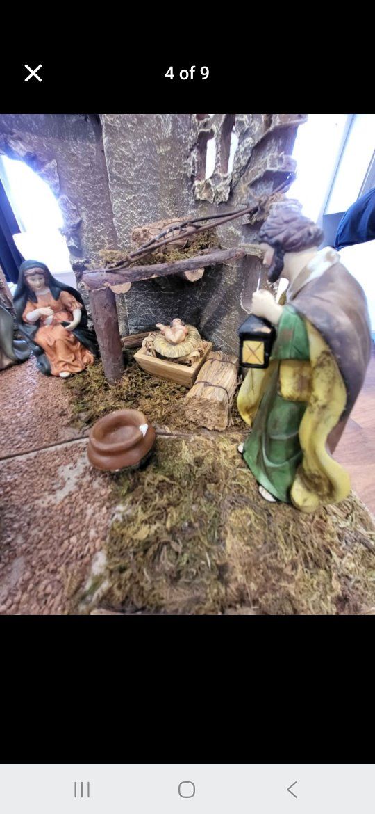Main image 4