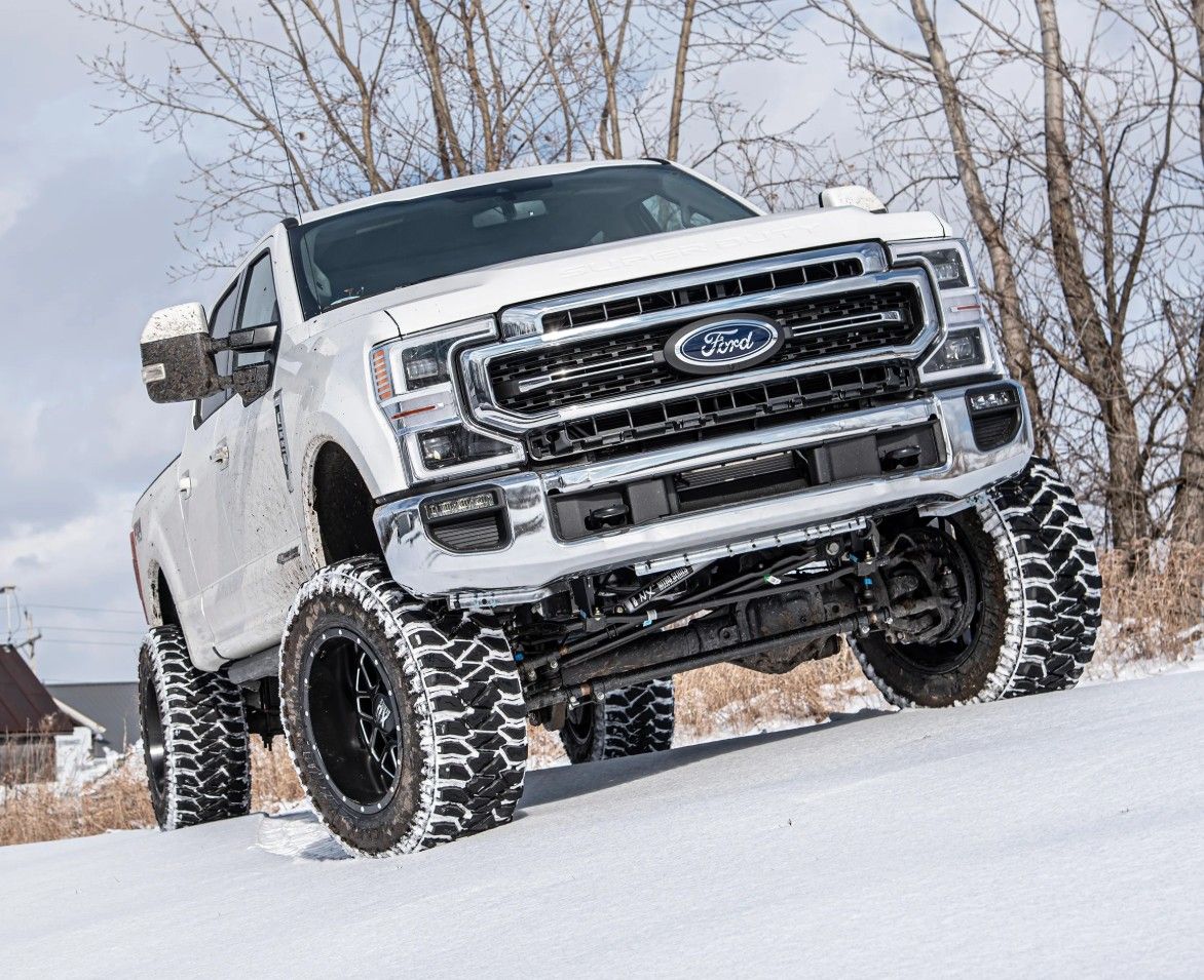 7 Inch Lift Kit w/ Radius Arm | Ford F250/F350 Super Duty (20-22) 4WD | Diesel PART# BDS1561FS