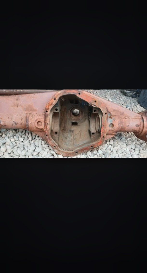 Main image 3
