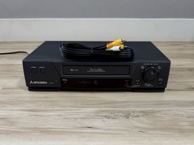 Mitsubishi VCR VHS Player HS-U590