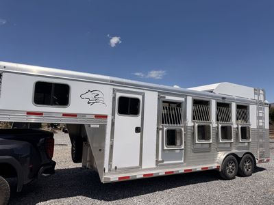 2021 4 Horse Sooner with Trainers Tack