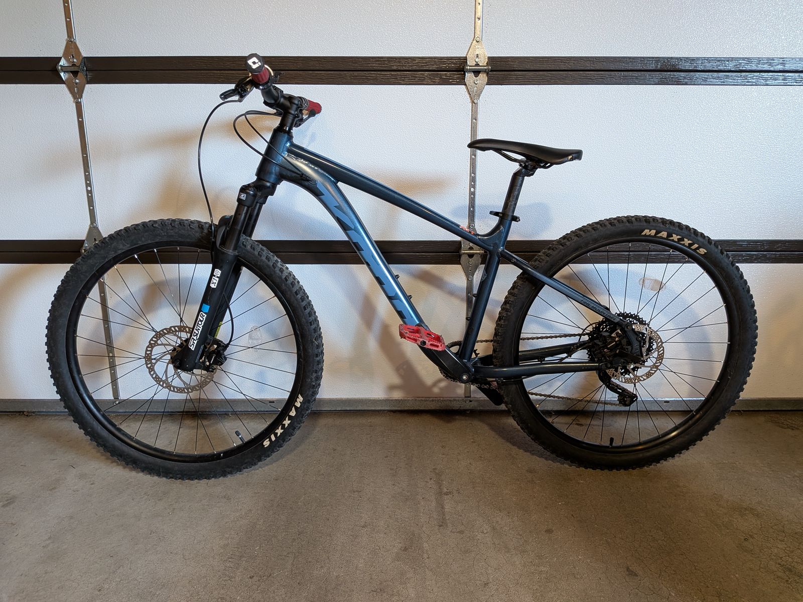 Kona Fire Mountain 27.5 Mountain Bike - Medium