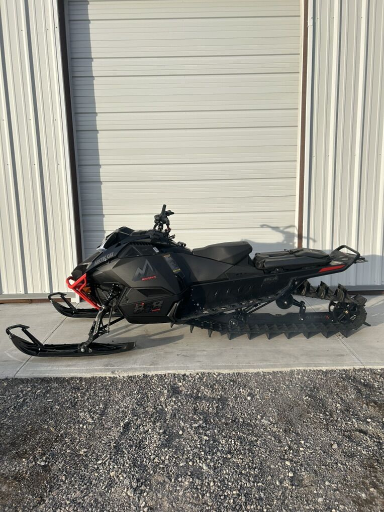 2025 Arctic Cat M 858 Catalyst 154 3.0 Snowmobile