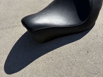 Motorcycle seat
