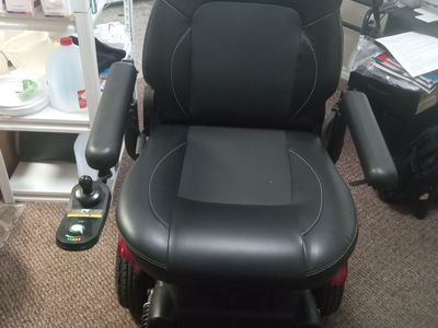 Merit power chair