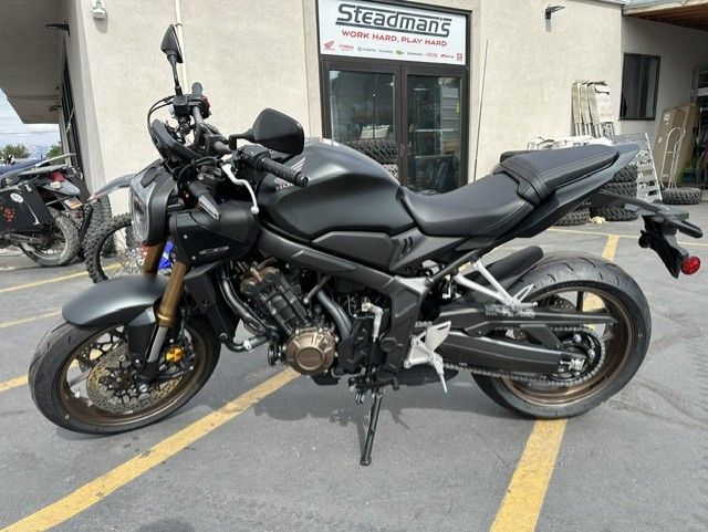 2026 Honda CB650R E-Clutch
